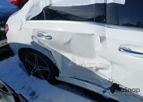 2019 Mercedes-Benz A 220 4Matic z USA, uszkodzony, nr VIN WDD3G4FB0KW032008